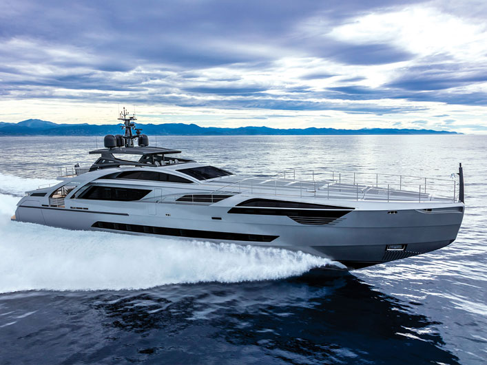 Pershing-140_img_couv-yachts-france-172-ok